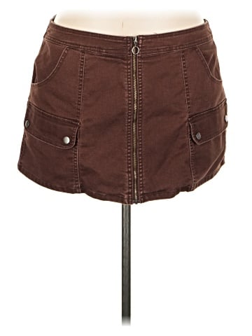 No Boundaries Casual Skirt (view 1)