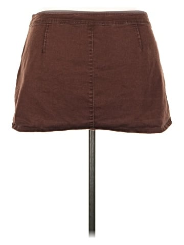 No Boundaries Casual Skirt (view 2)