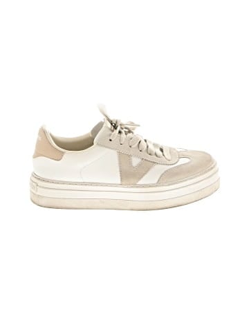 Victoria Sneakers (view 1)