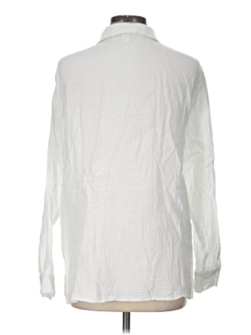 Old Navy Long Sleeve Button-Down Shirt (view 2)