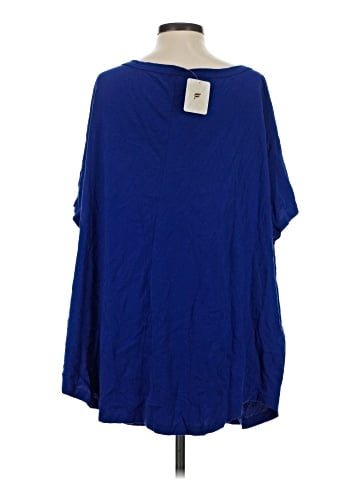 Fabletics 3/4 Sleeve T-Shirt (view 2)