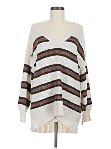 American Eagle Outfitters Pullover Sweater (view 1)