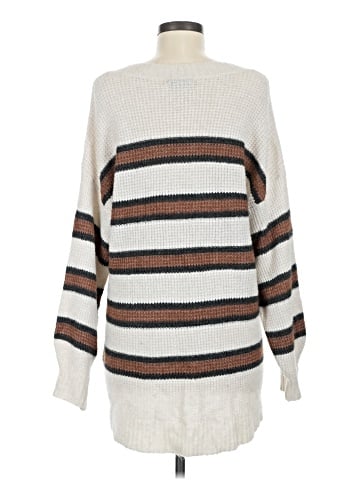 American Eagle Outfitters Pullover Sweater (view 2)