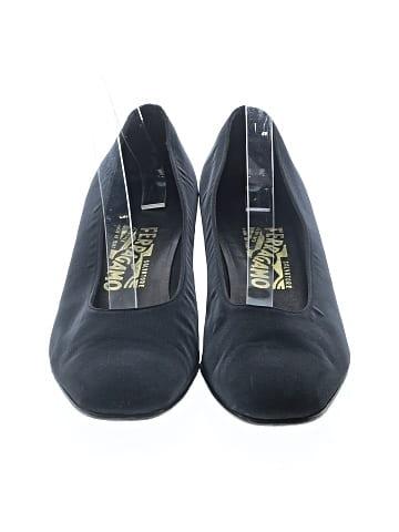 Salvatore Ferragamo Pumps (view 2)