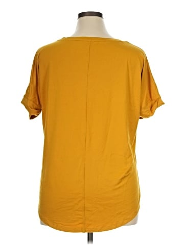 wonderly Short Sleeve T-Shirt (view 2)