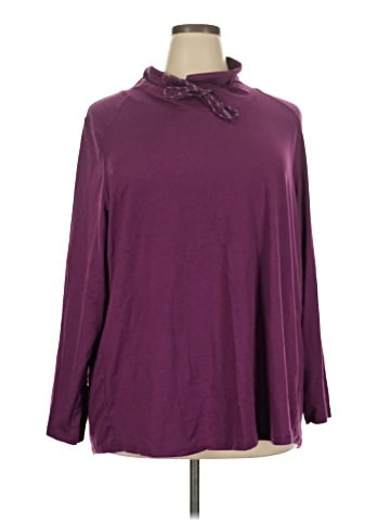 Te Verde Turtleneck Sweater (view 1)