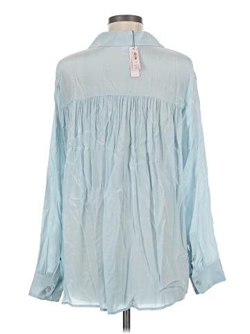 Victoria's Secret Long Sleeve Button-Down Shirt (view 2)