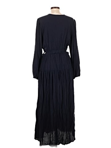 Old Navy Casual Dress (view 2)