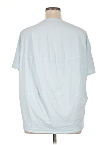 Lululemon Athletica Short Sleeve T-Shirt (view 2)