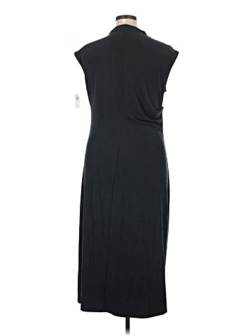 Old Navy Casual Dress (view 2)