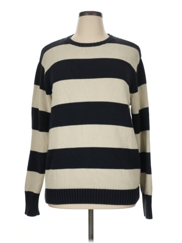 Brandy Melville Pullover Sweater (view 1)