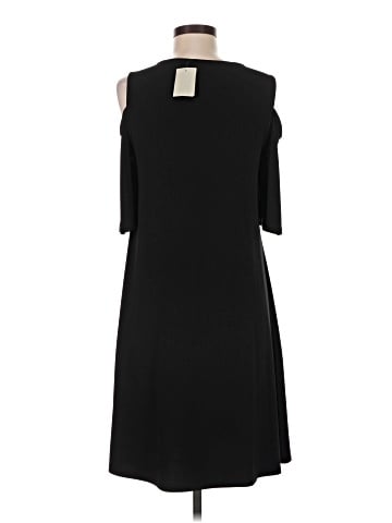 Carmen Carmen Marc Valvo Casual Dress (view 2)