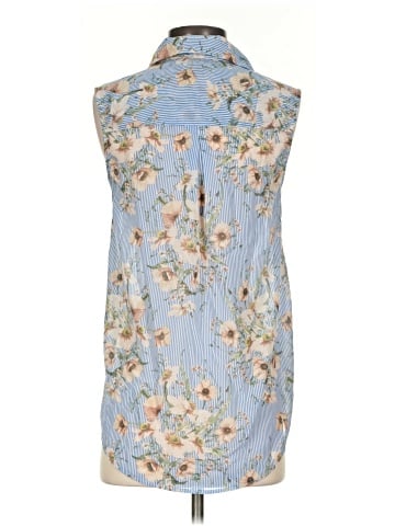 H&M Sleeveless Button-Down Shirt (view 2)