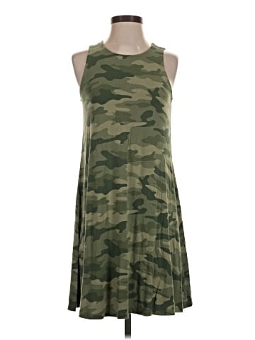 Old Navy Casual Dress (view 1)