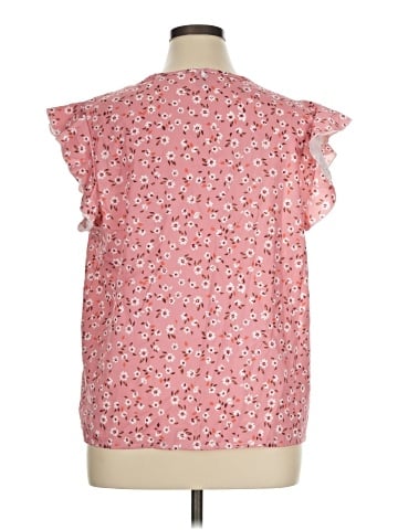 Emery Rose Sleeveless T-Shirt (view 2)