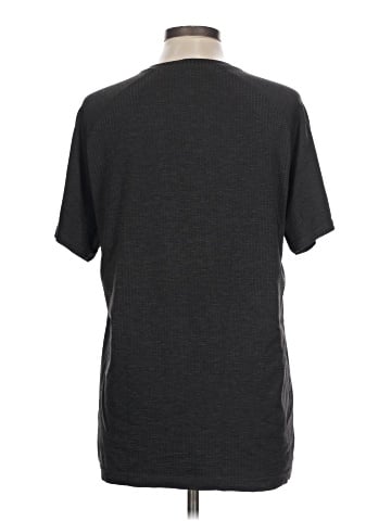 Lululemon Athletica Short Sleeve T-Shirt (view 2)