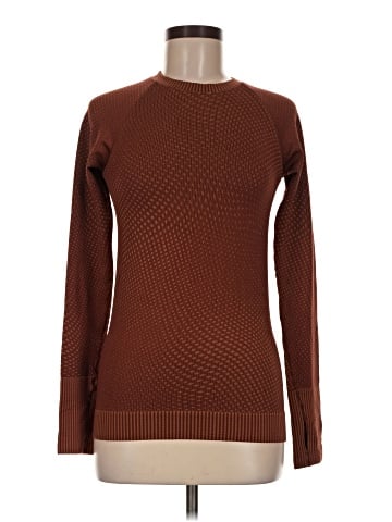 Lululemon Athletica Long Sleeve T-Shirt (view 1)