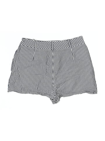 Zara Shorts (view 2)