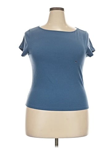 American Eagle Outfitters Short Sleeve Top (view 1)