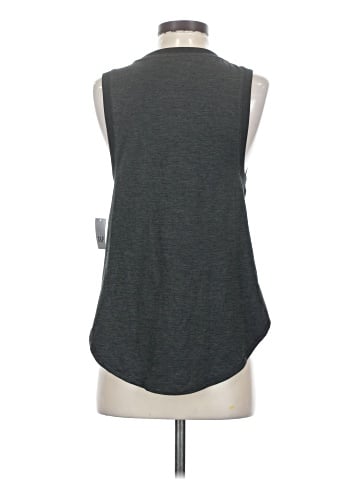Gap Fit Sleeveless T-Shirt (view 2)