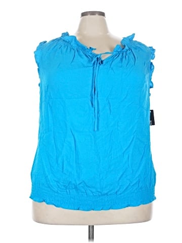 a.n.a. A New Approach Sleeveless Blouse (view 1)