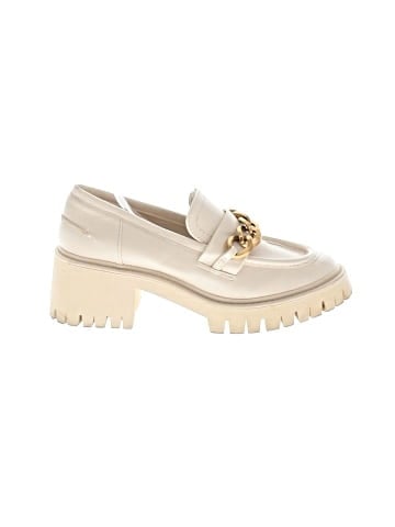 Zara Flats (view 1)