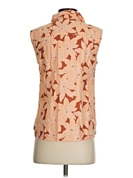Eddie Bauer Sleeveless Button-Down Shirt (view 2)