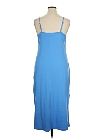 Old Navy Casual Dress (view 2)