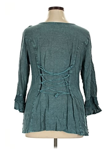 The Pyramid Collection 3/4 Sleeve Blouse (view 2)