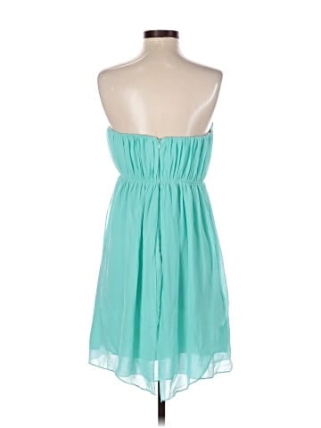 Donna Morgan Cocktail Dress (view 2)