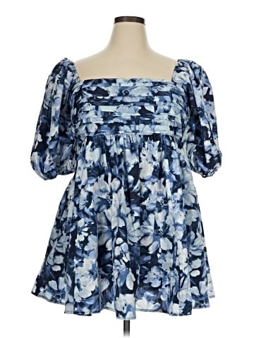 Abercrombie & Fitch Casual Dress (view 1)
