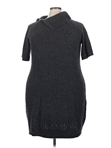 Sandra Darren Pullover Sweater (view 1)