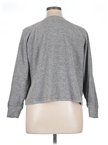 Old Navy Pullover Sweater (view 2)