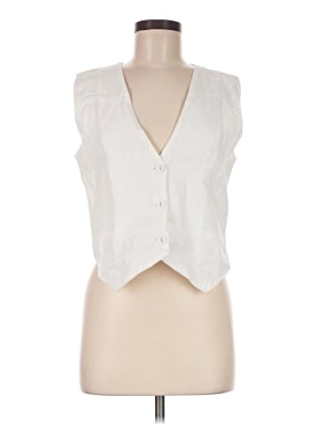 Dissh Sleeveless Button-Down Shirt (view 1)