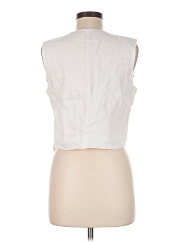 Dissh Sleeveless Button-Down Shirt (view 2)