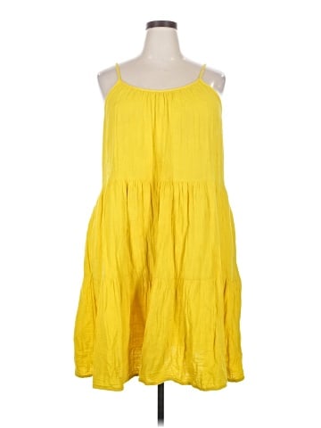 Universal Thread Casual Dress (view 1)