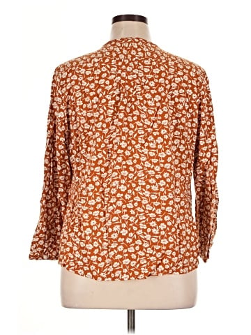 Old Navy 3/4 Sleeve Blouse (view 2)