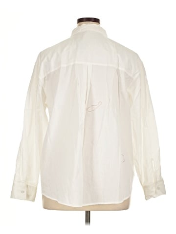 Maurices Long Sleeve Button-Down Shirt (view 2)