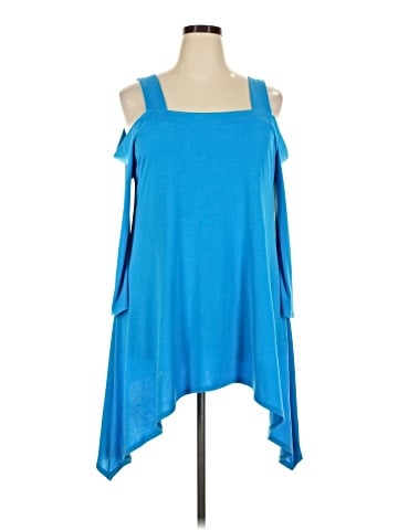 Cha Cha Vente Tank Top (view 1)
