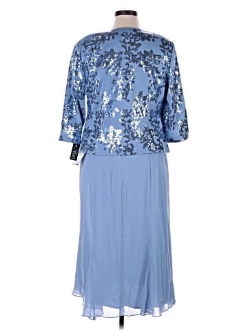 Alex Evenings Cocktail Dress (view 2)