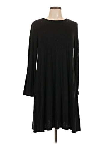 Old Navy Casual Dress (view 1)