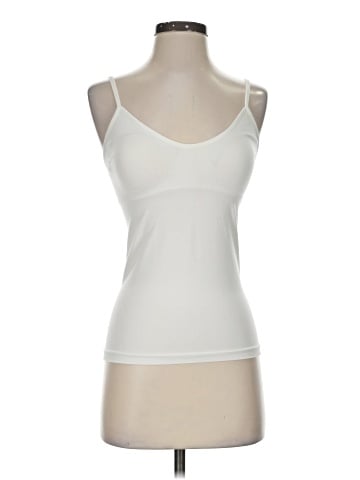 Gilligan & O'malley Tank Top (view 1)