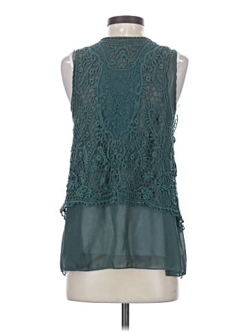Daytrip Sleeveless Blouse (view 2)