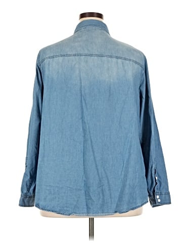 Torrid Long Sleeve Button-Down Shirt (view 2)