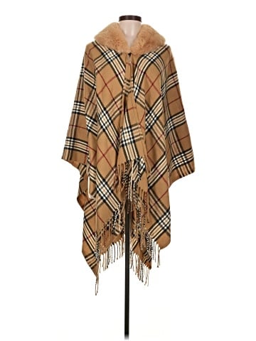 V.Fraas Poncho (view 1)