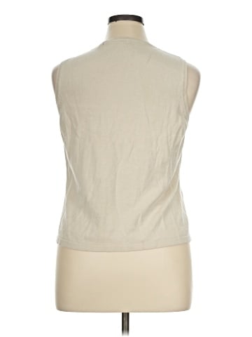 Croft & Barrow Sweater Vest (view 2)