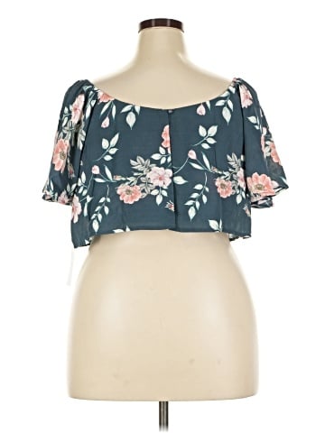 Leith Short Sleeve Blouse (view 2)
