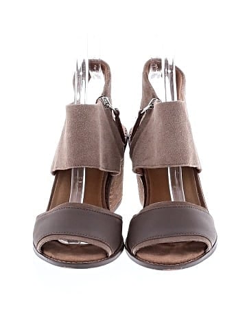 TOMS Sandals (view 2)