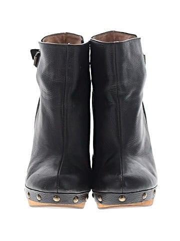 Fiel Wedges (view 2)