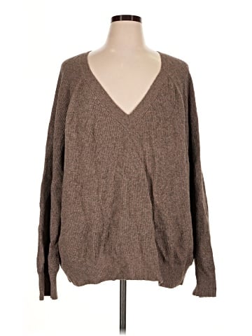 Old Navy Pullover Sweater (view 1)